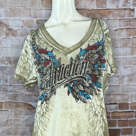 Affliction Women’s Graphic Short Sleeve V-Neck -Size: Large -NWT - Picture 3 of 12